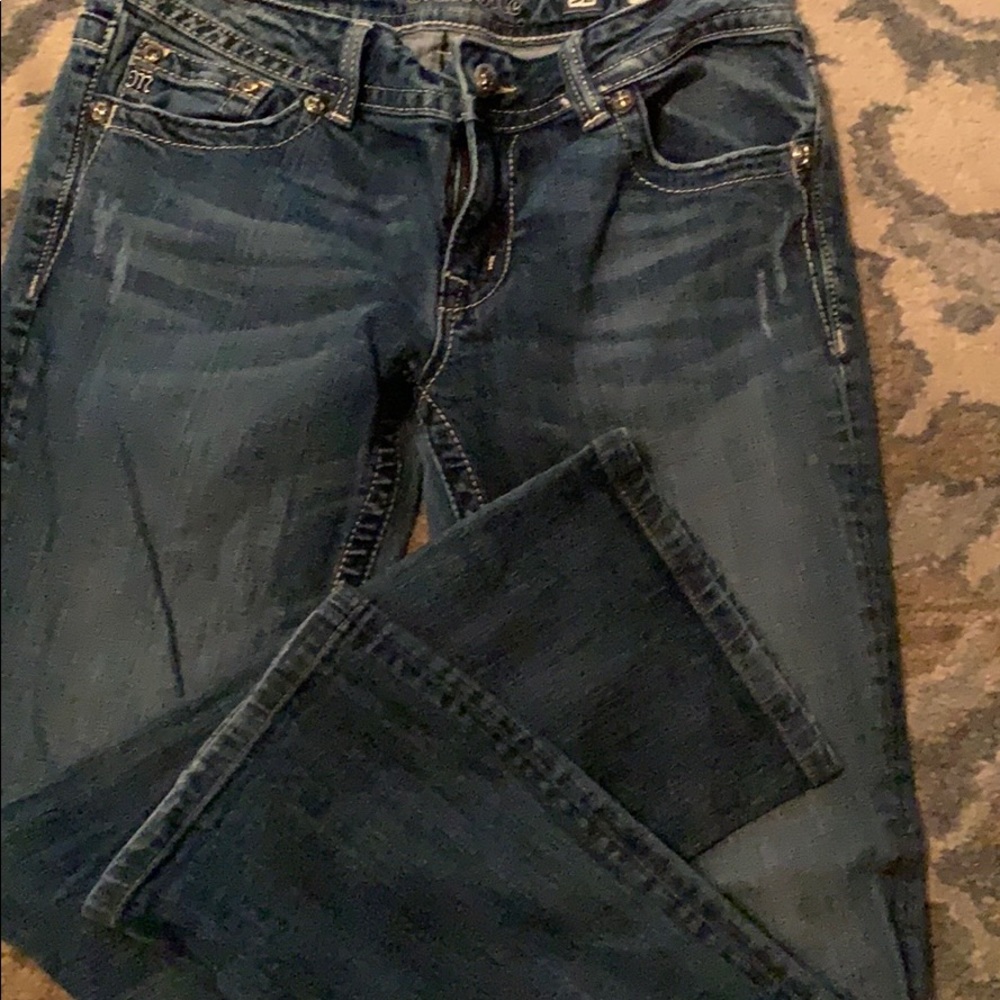 SOLD!! Miss Me Jeans - Picture 5 of 7